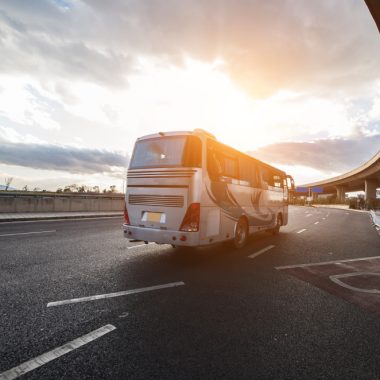 Ce documente sunt necesare pentru a rezerva un bilet de autocar pe ruta Anglia Romania