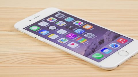 Dupa iPhone 6, Apple lanseaza iPhone Second Edition
