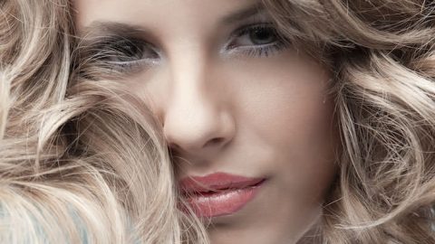 Produse cosmetice bio – 7 sfaturi pentru un machiaj natural