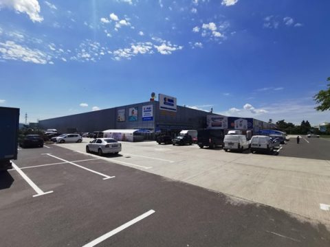 De ce este magazinul cash and carry Noi avantajos